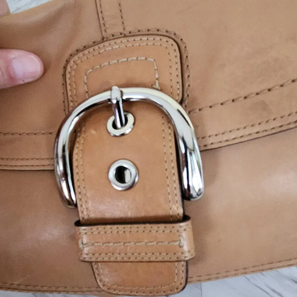 Coach c167 12x8
